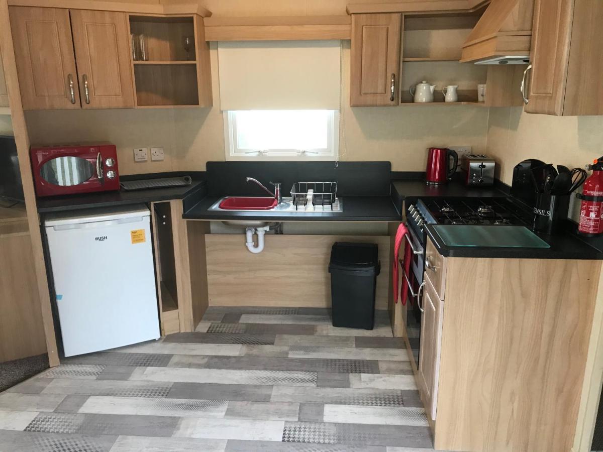 Accessible Wheelchair Friendly Caravan, Lg24, Shanklin, Isle Of Wight Buitenkant foto